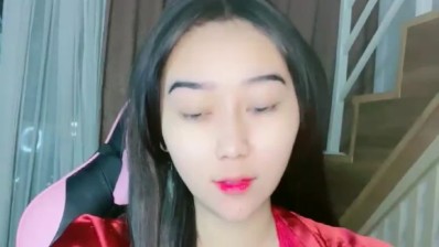 Cantik Mulus Live Bahan Coli