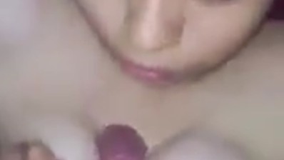 Cewek Jilbab Gak Tahan Liat Kontol