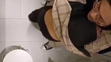 Ukhti Mesum Sama Pacar di Fitting Room