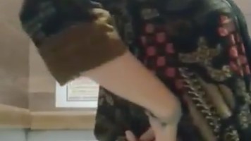 Jilbab Bugil Kobel Meki Ditoilet Kantor