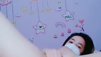 Julie Sange Colok Pake Jari